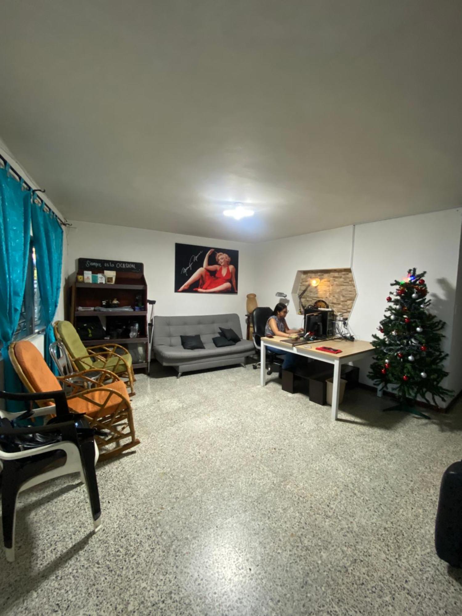 Hostel Kumho Alojamiento Медельїн Екстер'єр фото