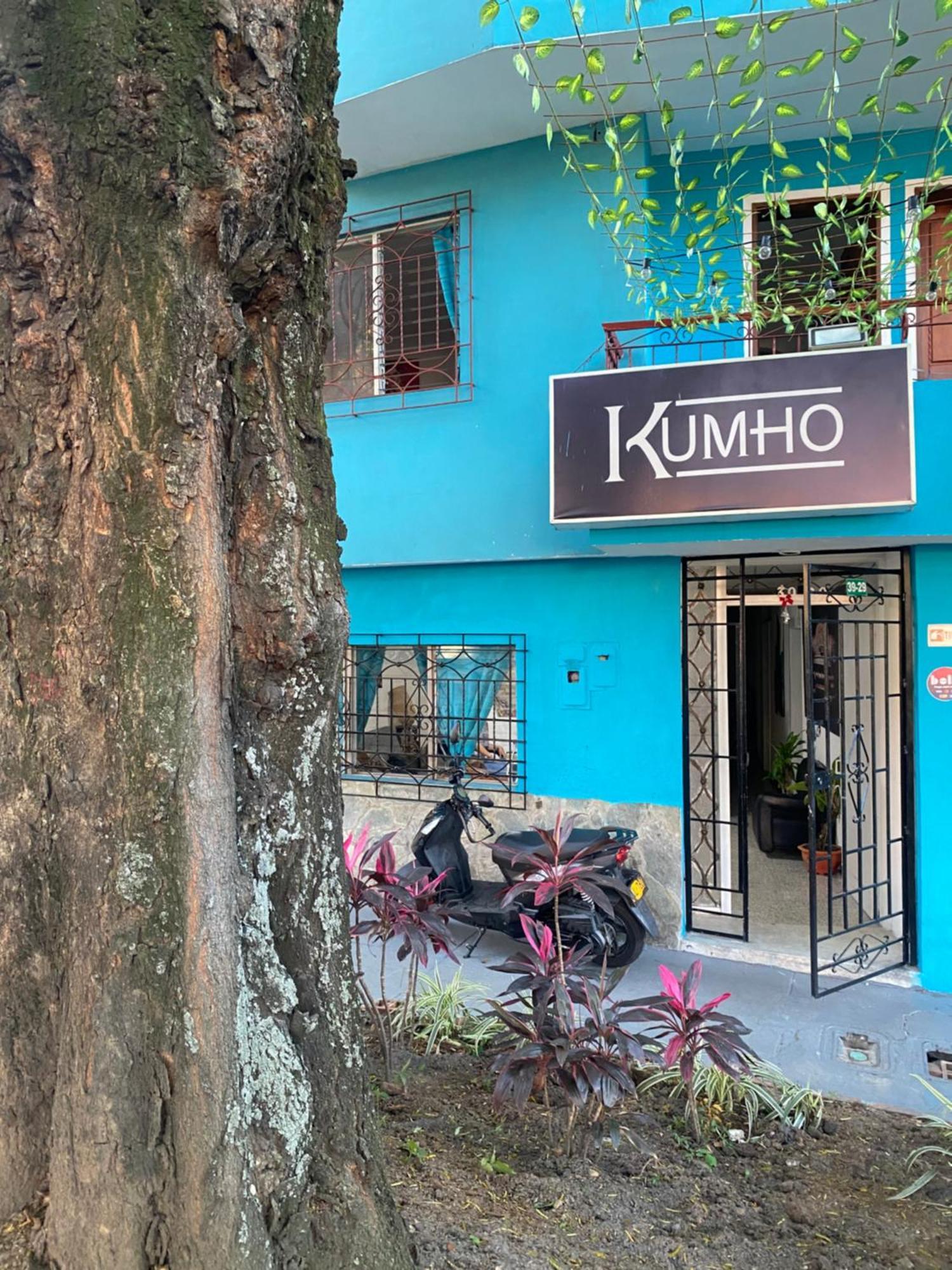 Hostel Kumho Alojamiento Медельїн Екстер'єр фото
